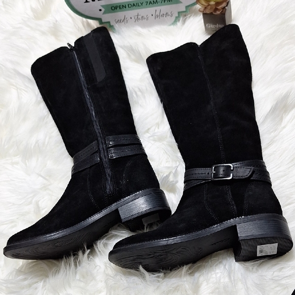 Clarks Shoes - NWT Elegant Clarks Black Suede Women's Boots